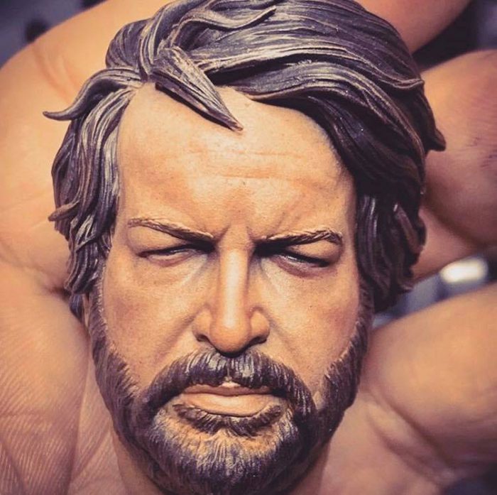 Statuetta Bud Spencer 18 Cm Nel Ruolo Di 'Bambino' - Action Figure Da Collezione